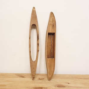 navettes en bois vintage, ensemble de 2, accessoires de tissage du 20ème siècle, outil d’artisanat, décor rustique à la maison, cadeau de cru, article fait main