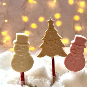 FESTIVE DOG LOLLIPOPS | natural puppy Christmas treats, festive dog gifts, xmas gifts for dog walkers, last minute presents for doggy lovers