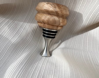 Curly maple short wine stopper
