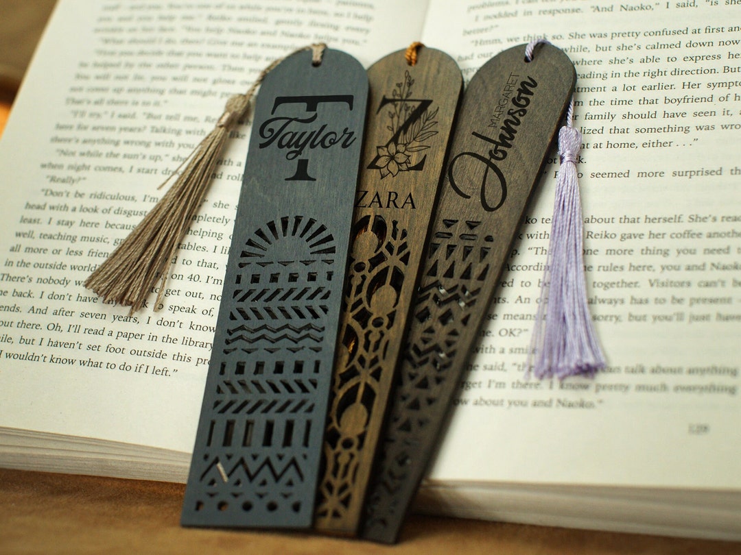 Personalized Wooden Bookmark With Tassel: Engraved Book Lover Gift - Etsy