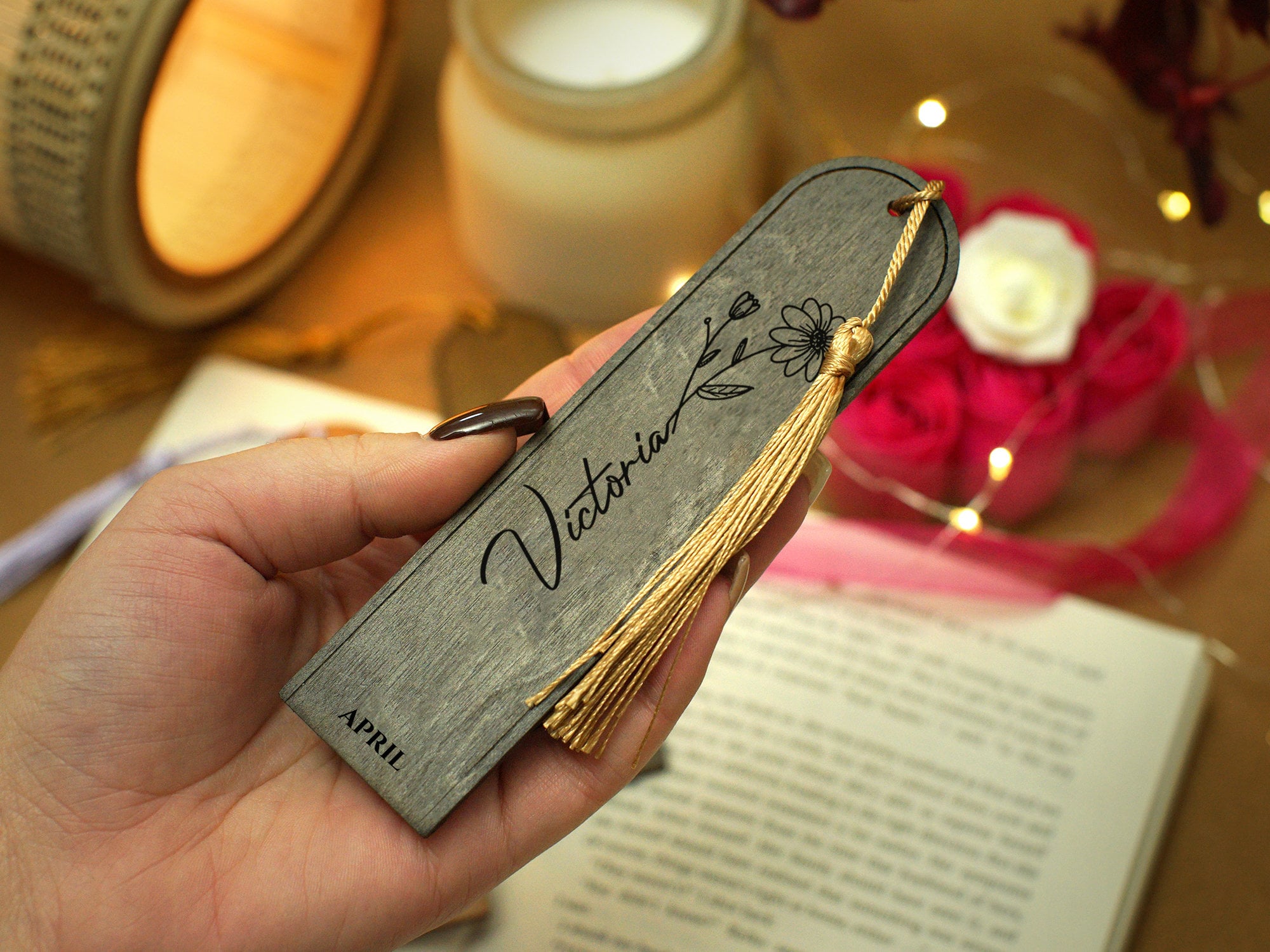Personalized Birth Flower Bookmark with Tassel, Custom Name Wood Bookmark, Cute Birthday Gift, Gift for Book Lover/Bookworm