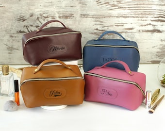 Personalisierter Kulturbeutel aus Leder für Männer, Kulturbeutel mit Gravur für Reisende, Geschenk für Ihn, Kosmetiktasche mit Gravur, Groomsmen Geschenke