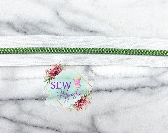 White Nylon with Green Teeth Size #5 Zipper Tape