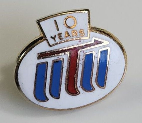 United Transportation Union 10 Year Membership pin - image 1