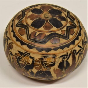 Hand Carved Peruvian Gourd 4.5 X 3