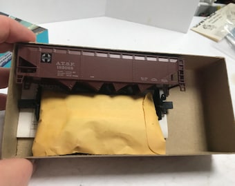 アサーン HO 1758 サンタ FE ATSF 183068 ホッパー ブラウン