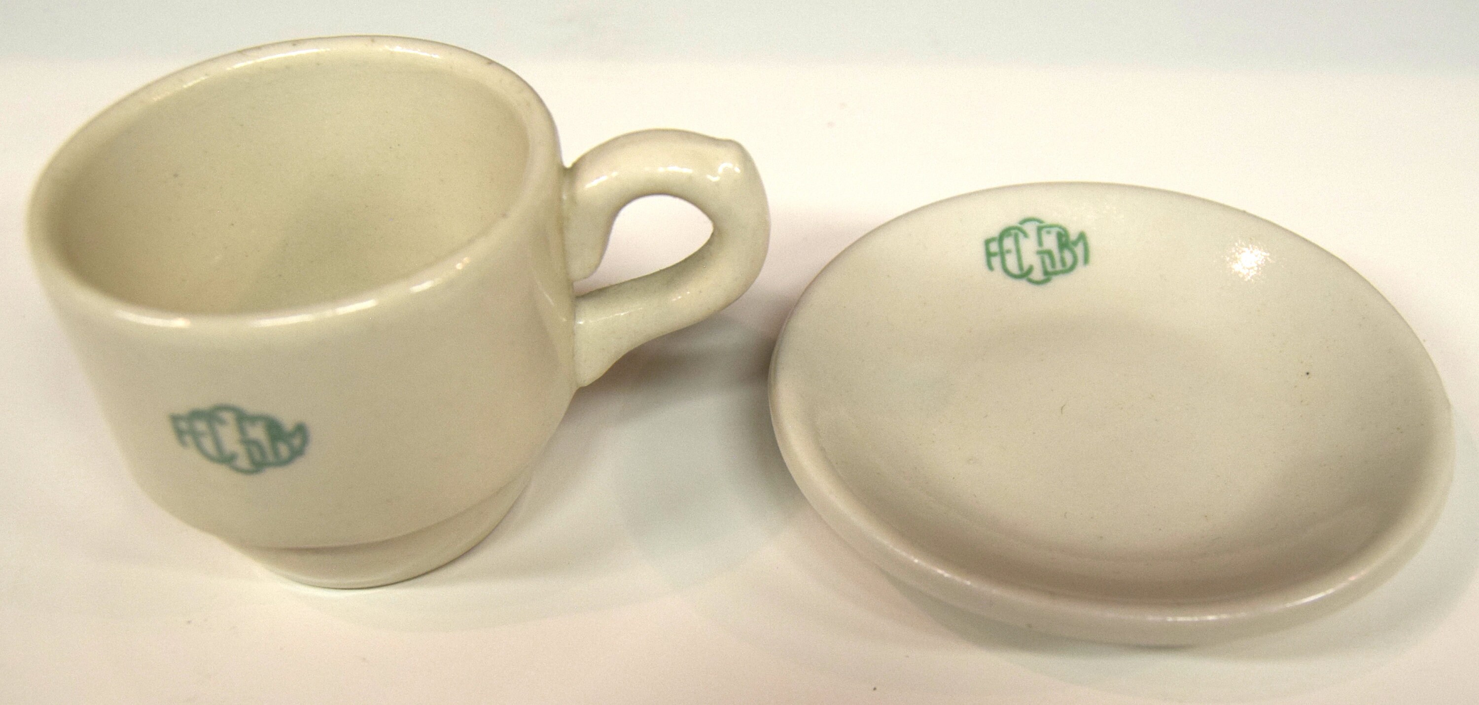 Dining Car China: Ferrocarril General Bartolomé Mitre (Railway) Argentina Dining Car Cup and Saucer.  Rare