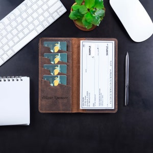 Cartera de chequera de cuero personalizada, fundas delgadas para chequera de hombre, regalo de chequera para mujer, chequera personalizada, linda y delgada para mujer.