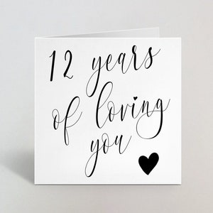Twaalf jaar van liefde van je huwelijksverjaardag kalligrafie cursieve kaart liefde begroeting man vrouw partner echtgenoot vriend 12 jaar VK gemaakt