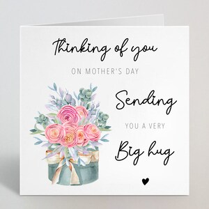 Pensando en ti en la tarjeta de felicitación del Día de la Madre - Enviándote un abrazo muy grande Floral Box Floral Tarjeta de felicitación floral para madre mamá - Reino Unido Hecho