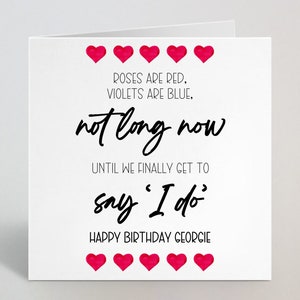 Les roses personnalisées sont rouges, les violettes sont bleues, pas longtemps maintenant jusqu'à ce que nous puissions dire que je le fais - Carte d'anniversaire pour mari, épouse - Fabriquée au Royaume-Uni
