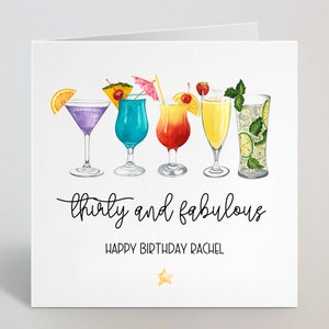 Nombre personalizado Treinta / cuarenta / cincuenta y fabulosa tarjeta de cumpleaños - Acuarela Cóctel Tarjeta de cumpleaños Friend Sister 30th 40th 50th - UK Made