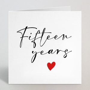 Cartão comemorativo de aniversário de coração vermelho personalizado - quinze vinte e trinta anos de casamento cartão de aniversário marido esposa namorada - feito no Reino Unido
