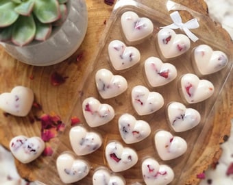 Heart shape Soy Wax Melts / Spring Box / Gifts / House-warming / rose petals / eco friendly