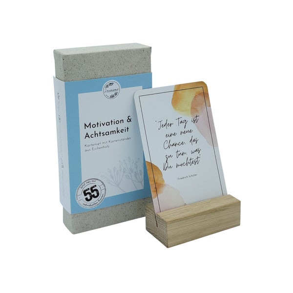 SCHREIBLICHKEIT® 55 Motivationskarten mit Kartenständer aus Holz - Motivation & Achtsamkeit -  Positives Mindset - Geschenk