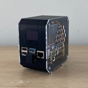 Raspberry Pi 4 SSD Case With Stats Display - The DIY Life