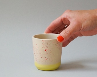 Cortado cup | with red speckles and yellow accent | modern stoneware | Crockery handmade in Germany