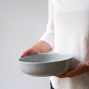 Cuenco de cerámica gris hielo | 1.000ml | sin/con placa/tapa | gres moderno | Vajilla hecha a mano en Alemania.
