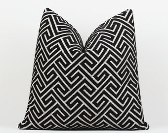 Modern Black Velvet Pillow Cover,Black-White Velvet Fabric Throw Pillow,Textured Pillow Case, Couch Pillow, 20x20 22x22 24x24 Gift Pillow
