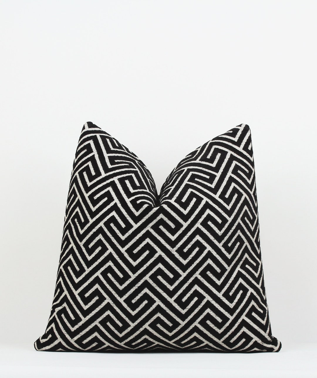 Modern Black Velvet Pillow Cover,blackwhite Velvet Fabric Throw Pillow
