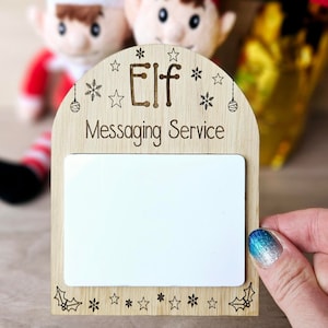Personalised Elf Arrival Ideas, Returning Elf Announcement, Elf Props, Wooden Elf Decorations, Elf Im Back, Christmas Traditions, Elf Note
