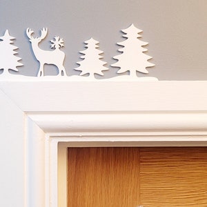 Flying Reindeer Christmas Decoration, Christmas Door Decor, Indoor White Ornament, Family Christmas Gifts, Magical Christmas Gifts for Kids Reindeer WHITE