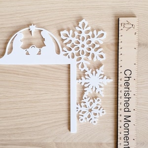 White Snowflake Christmas Door Decoration, Christmas Decorations for the home, Christmas Ideas for Kids, Christmas Gift For Women, Xmas image 8