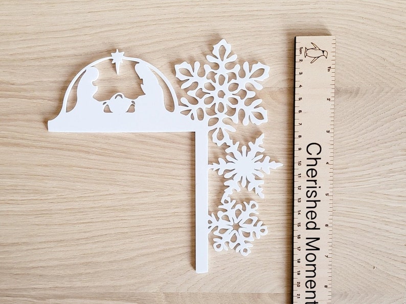 White Snowflake Christmas Door Decoration, Christmas Decorations for the home, Christmas Ideas for Kids, Christmas Gift For Women, Xmas image 8