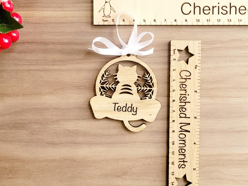 Personalised Cat Tree Decoration, Name Cat Bauble, Cat Memorial, Mothers Day Gift for cat Mum, Cats First Christmas Xmas Decor for Cat Lover Back