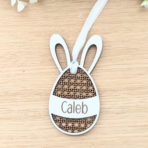 Personalisierter Osterkorb Geschenkanhänger, Baby-Ostern-Geschenk, Geschenkidee für Kinder, Rattan Geschenkanhänger, Holz-Ostern-Andenken, wiederverwendbare Geschenkanhänger