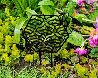 Bee Yard Art, Garden Ideas, Plant Ornament, Garden Decoration, Garden Gifts for Men, Allotment Gifts For Plant Lovers, Birthday Gift For Her