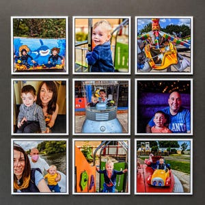 Puede incluir: Nueve fotos cuadradas enmarcadas que muestran a niños y adultos en un parque de atracciones. Las fotos muestran varias escenas, incluyendo un tiovivo, un mural con temática de tiburones y un paseo en una máquina con forma de cohete. Disposición en cuadrícula 3x3.