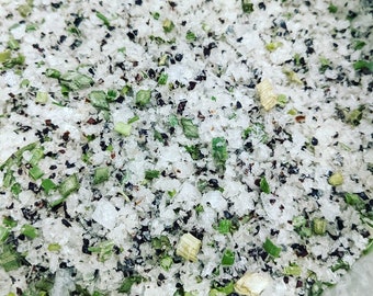 Sea Salt | Salt | Black Garlic | Chive | Flake Salt | Small Batch | Handcrafted | Finishing Salt | Seasoning | 2 oz Puch