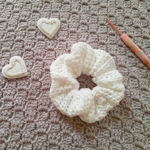 Crochet Scrunchie Pattern, Crochet Easy Scrunchie Pattern, Easy Crochet Hair Tie Pattern Tutorial