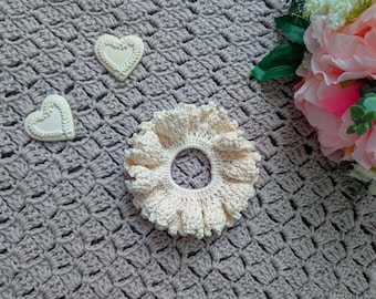 Crochet Ruffle Scrunchie Pattern: Easy DIY Scrunchie Tutorial (PDF Download)