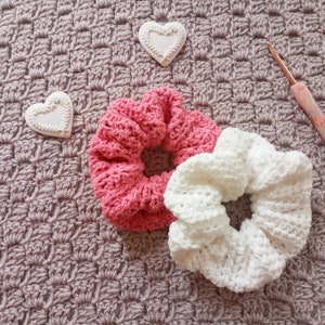 Crochet Scrunchie Pattern