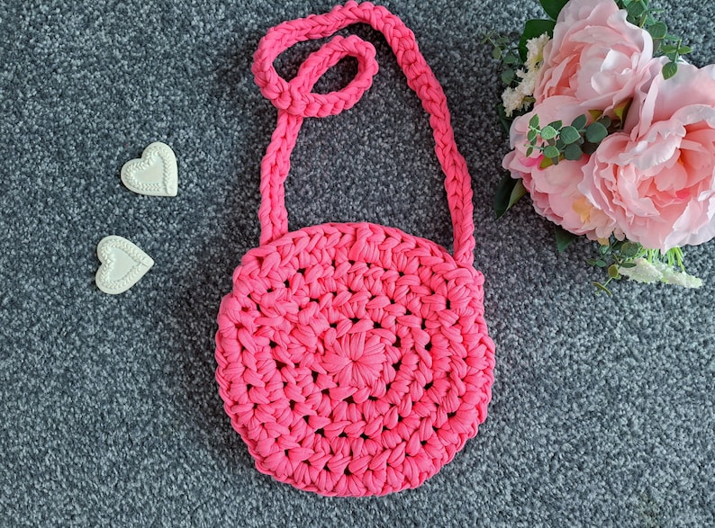 Crochet Easy Bag PATTERN, Crochet Round Boho Purse Tutorial, How To Crochet Purse/Bag/Bolso/Sac Pattern With T Shirt Yarn For Beginners image 1