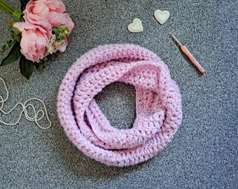 Crochet Easy Feminine Snood PATTERN, Crochet An Easy Infinity Scarf Tutorial, Crochet Easy Cowl For Beginners