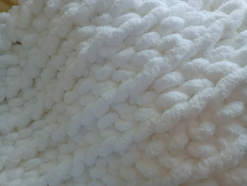 Hand Crochet Blanket Pattern, Finger Crochet Blanket Pattern, Easy Hand Crochet Blanket Tutorial, Finger Crochet Blanket Tutorial image 3