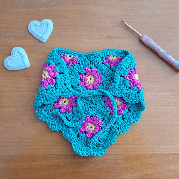 Crochet Flower Bandana PATTERN, How To Crochet Easy Bandana/Head Kerchief Tutorial, Crochet Beginner Granny Square Bandana Kerchief Pattern