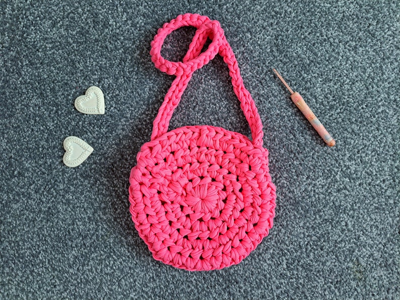 Crochet Easy Bag PATTERN, Crochet Round Boho Purse Tutorial, How To Crochet Purse/Bag/Bolso/Sac Pattern With T Shirt Yarn For Beginners image 4