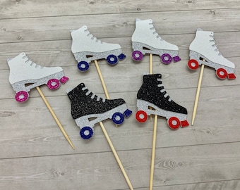 Adornos brillantes para cupcakes con forma de patines, decoraciones artesanales para tartas de fiesta, pequeñas botas de patines de colores, decoración para fiestas de cumpleaños para patinadores.