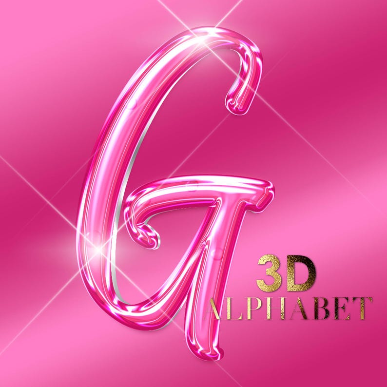 Pu&ograve; includere: Una lettera "G" 3D rosa lucida su uno sfondo rosa sfumato. La lettera ha un aspetto metallico riflettente con riflessi bianchi. Le parole "3D ALPHABET" sono in testo dorato glitterato.