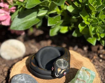 Serpent stand 4