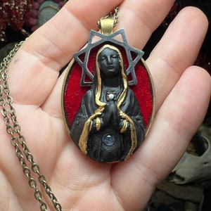 Babalon Pendant