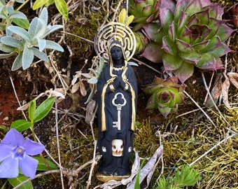 Hekate Figure