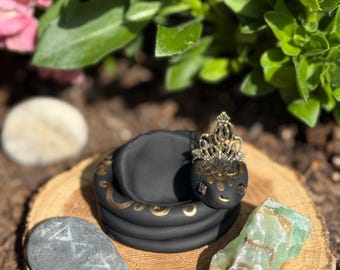 Serpent stand 6