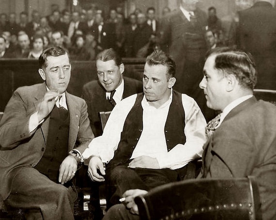 1934 JOHN DILLINGER and Federal Agents at His Trial PHOTO