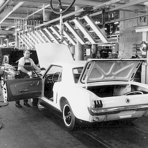 1964 Ford MUSTANG Assembly Line  Photo