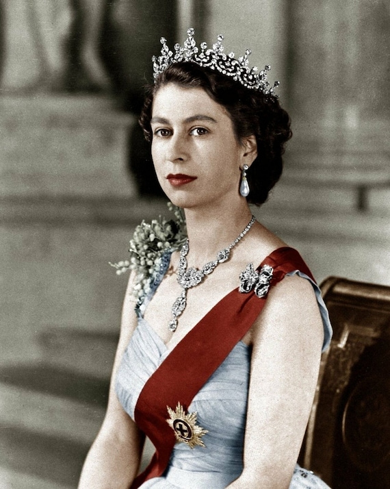 1950s QUEEN ELIZABETH II Photo Etsy